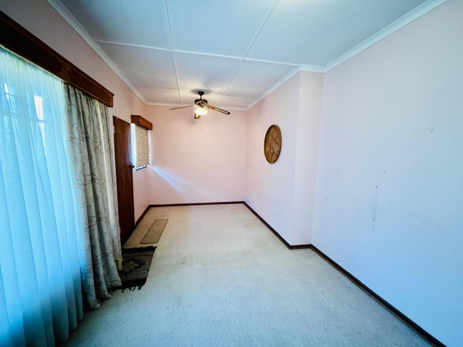 3 Bedroom Property for Sale in Wilkoppies North West